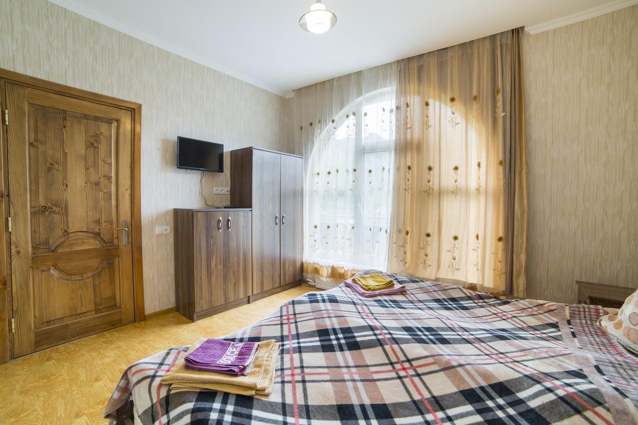 Anastasia Guesthouse Borjomi Exterior photo